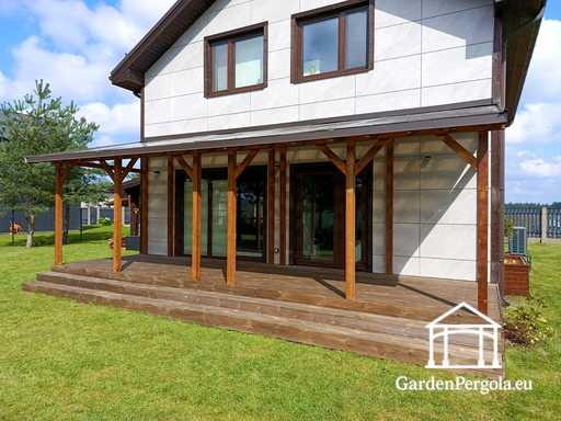 Natural 2,4 x 9 m wooden veranda with terrace